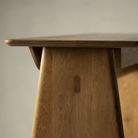 Thiết kế và chế tác nội thất